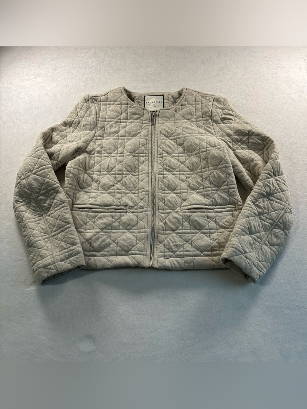 Bagatelle Quilted Zip Jacket in Light Beige-Gray